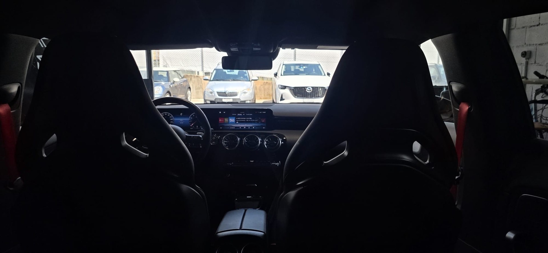 MERCEDES-BENZ A 45 S AMG 4Matic+ Speedshift-image-12
