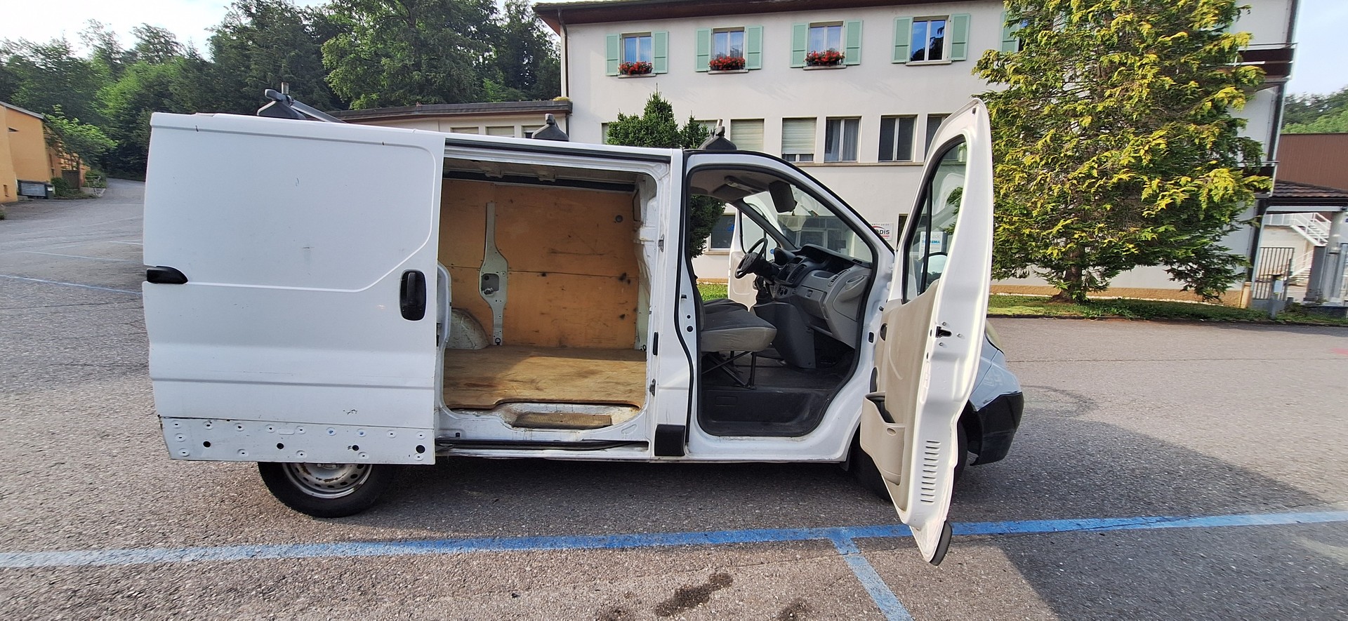 OPEL Vivaro 2.0 CDTI 2.9t L1H1-image-21
