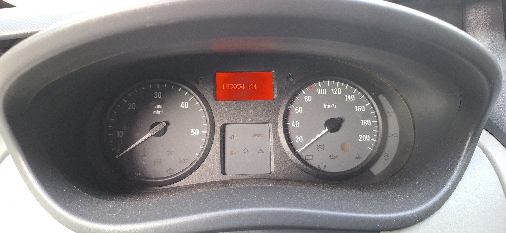OPEL Vivaro 2.0 CDTI 2.9t L1H1-image-26