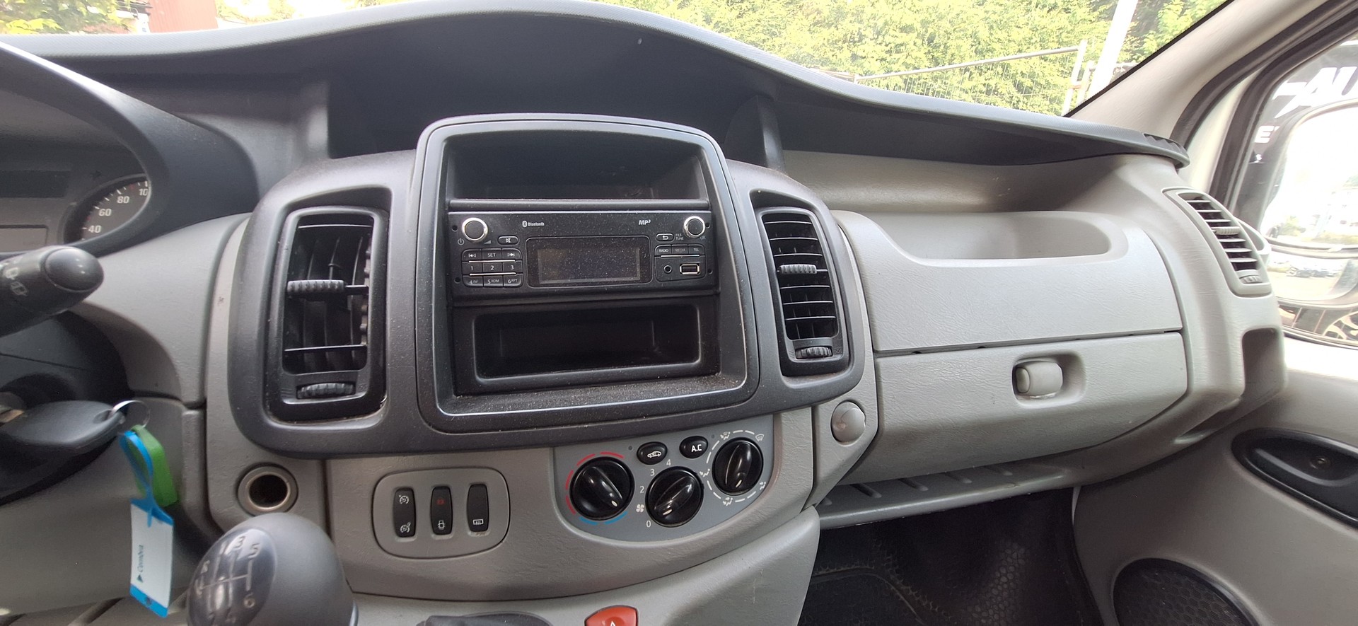 OPEL Vivaro 2.0 CDTI 2.9t L1H1-image-23