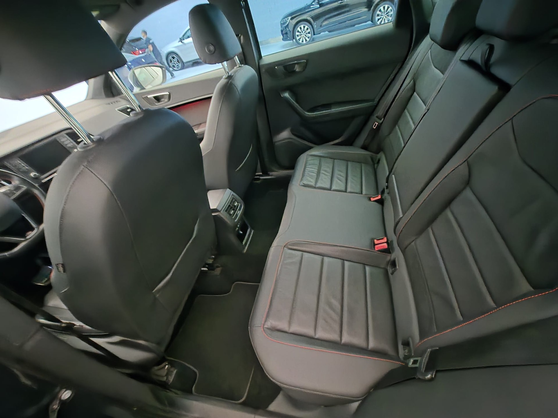 SEAT Ateca 2.0 TSI FR 4Drive DSG-image-11
