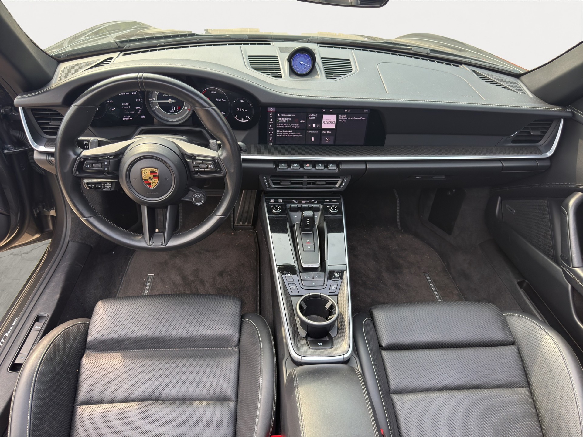 PORSCHE 911 Turbo S Cabriolet PDK-image-10