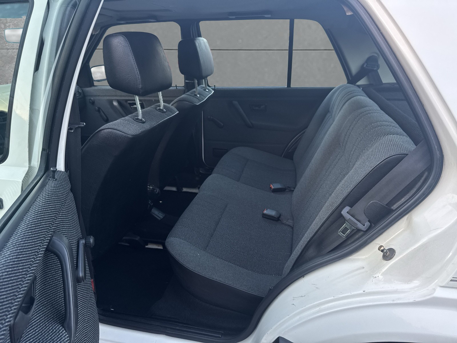 VW Golf 1800 CL Plus Ultra-image-11