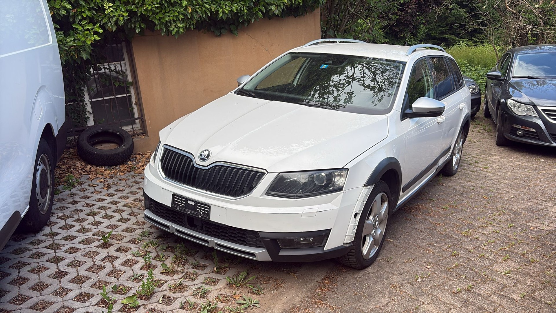 SKODA SCOUT 1.8 TSI 180 4x4 DSG-image-1