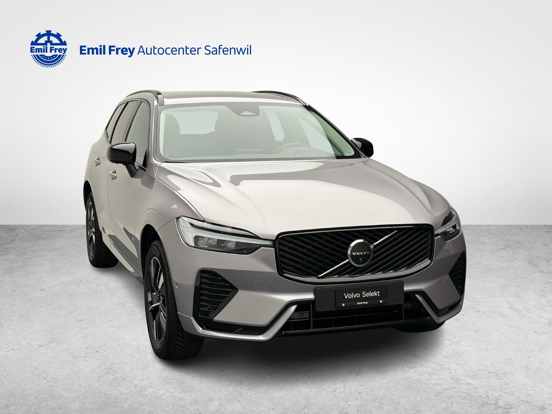VOLVO XC60 2.0 B5 MH Plus Dark AWD-image-6