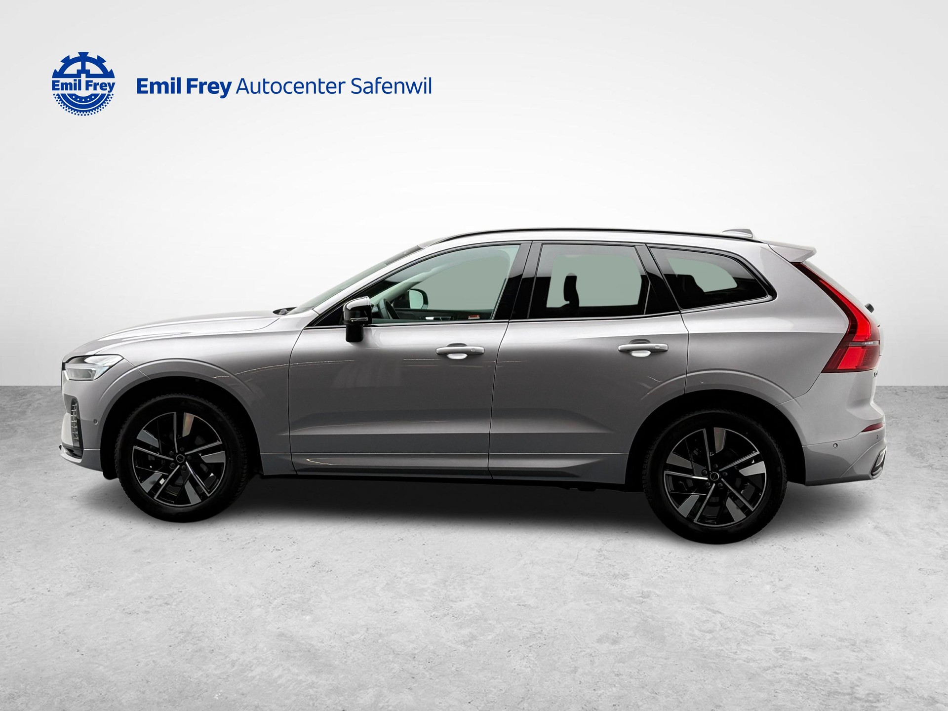 VOLVO XC60 2.0 B5 MH Plus Dark AWD-image-1