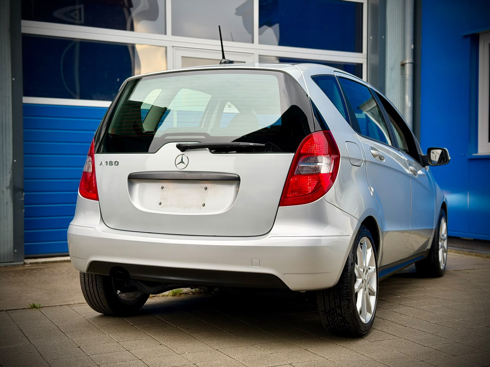 MERCEDES-BENZ A 180 (170) BlueEfficiency Classic-image-3