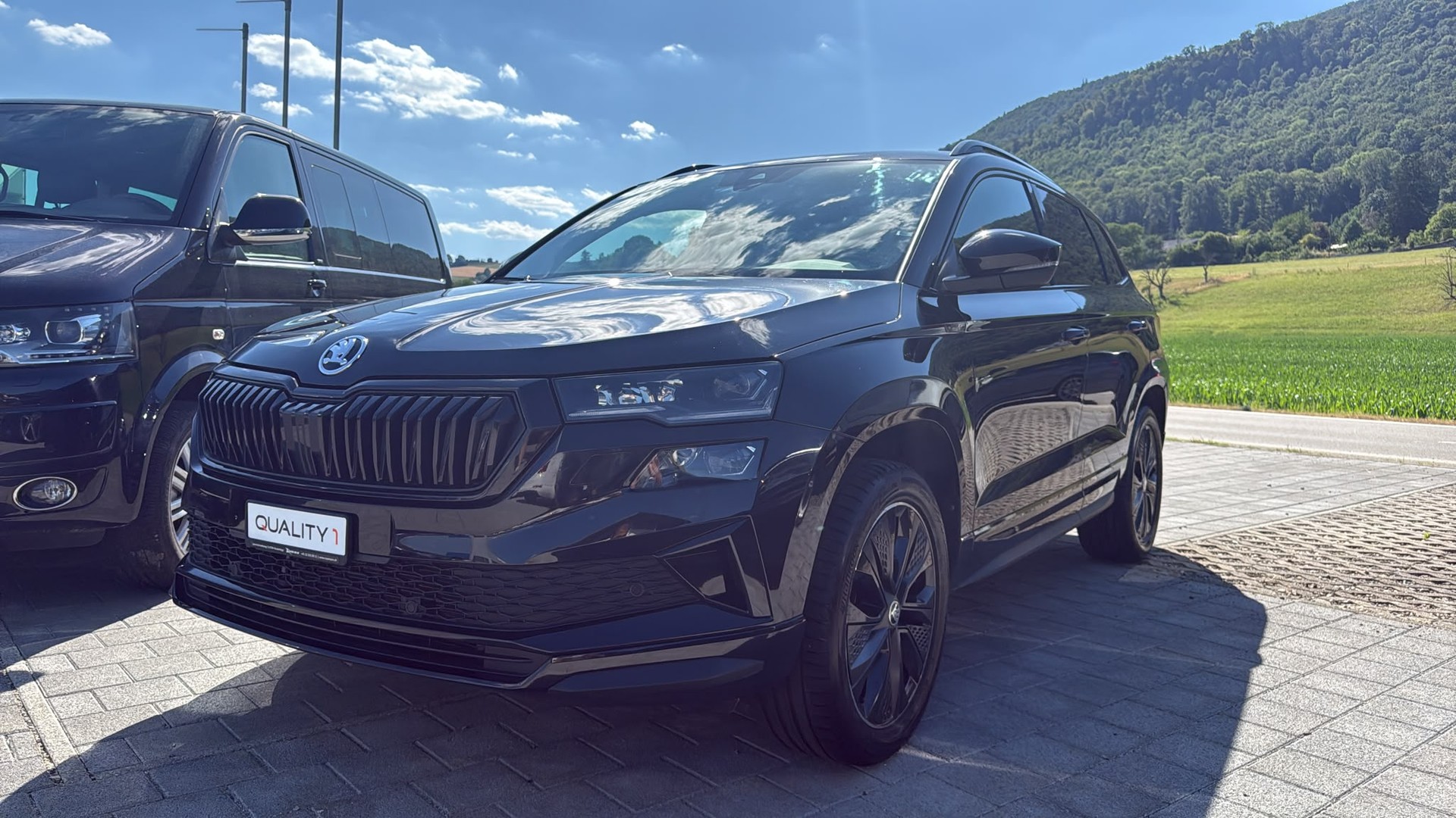 SKODA Karoq 2.0 TSI SportLine 4x4 DSG-image-0
