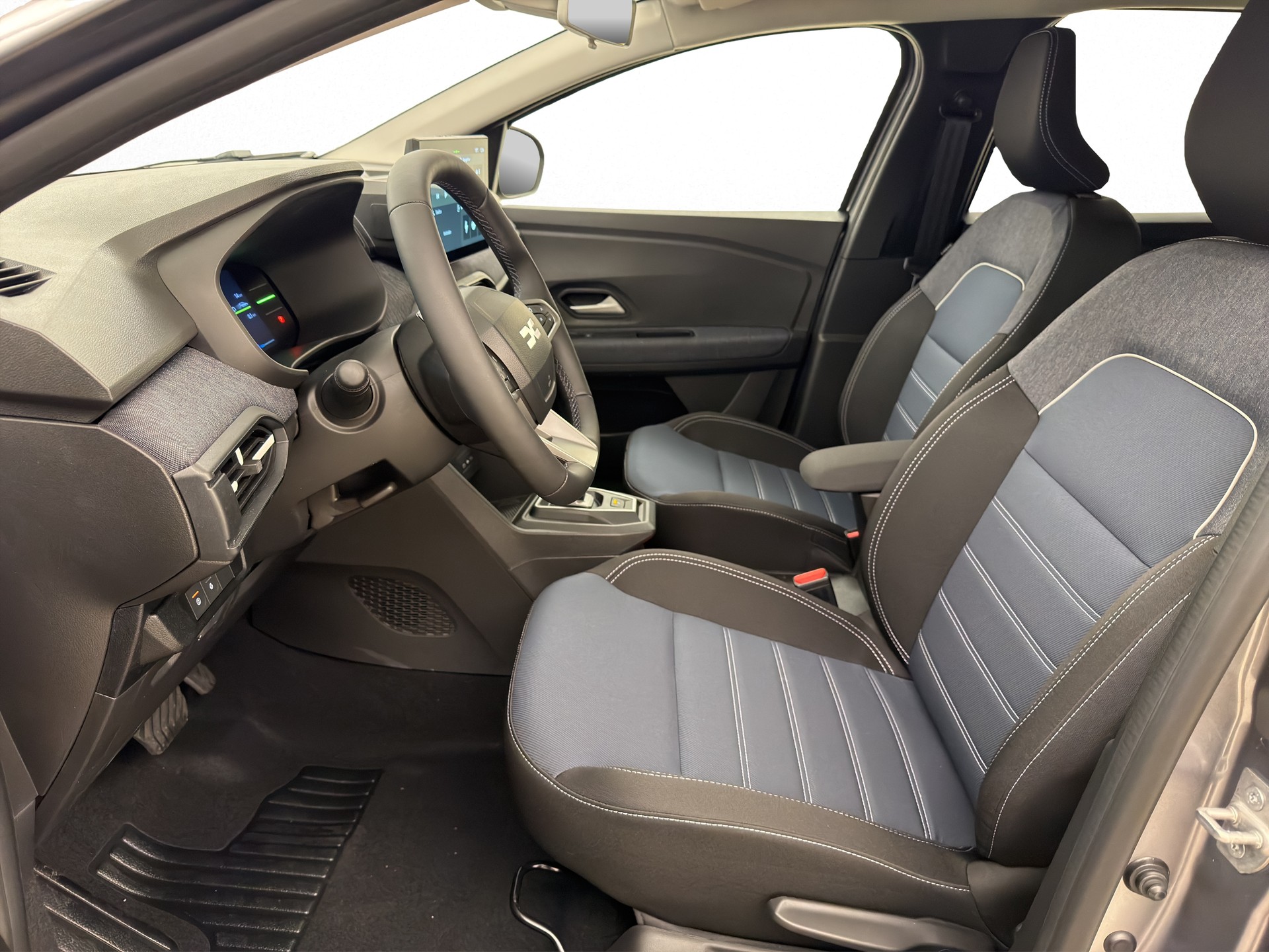 DACIA Jogger 1.8 Hybrid Journey-image-6