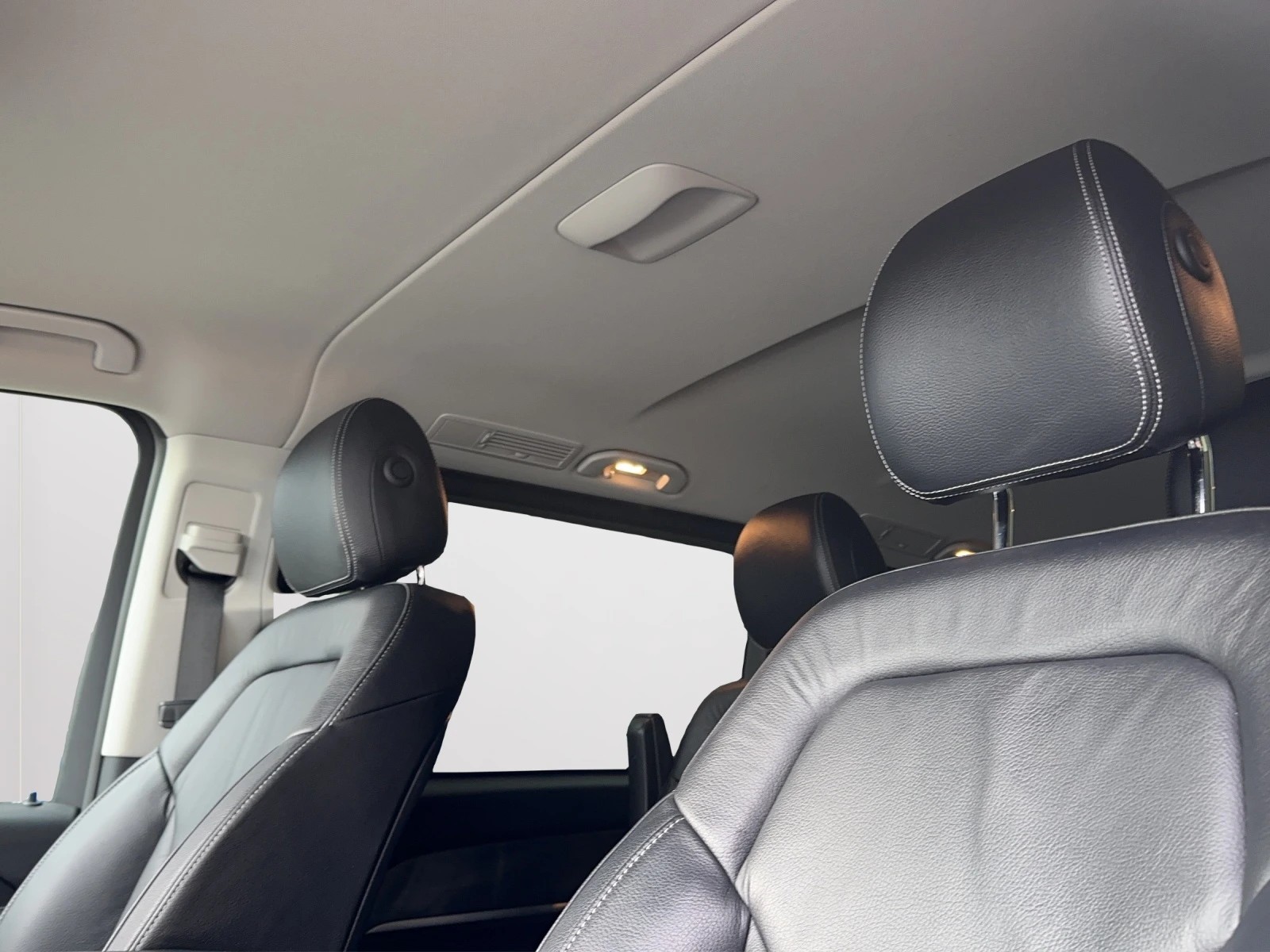 MERCEDES-BENZ EQV 300 Avantgarde lang 7-Plätze-image-24