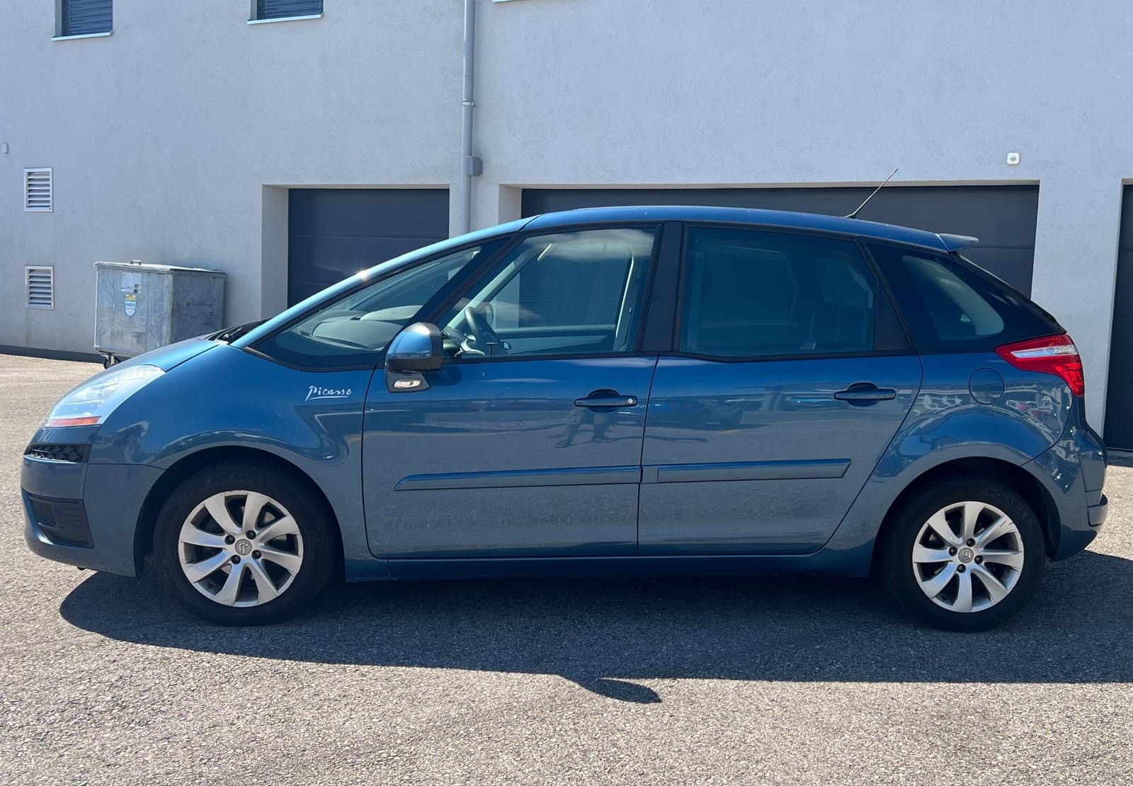 CITROEN C4 Picasso 1.6 HDI 16V Essentiel-image-3