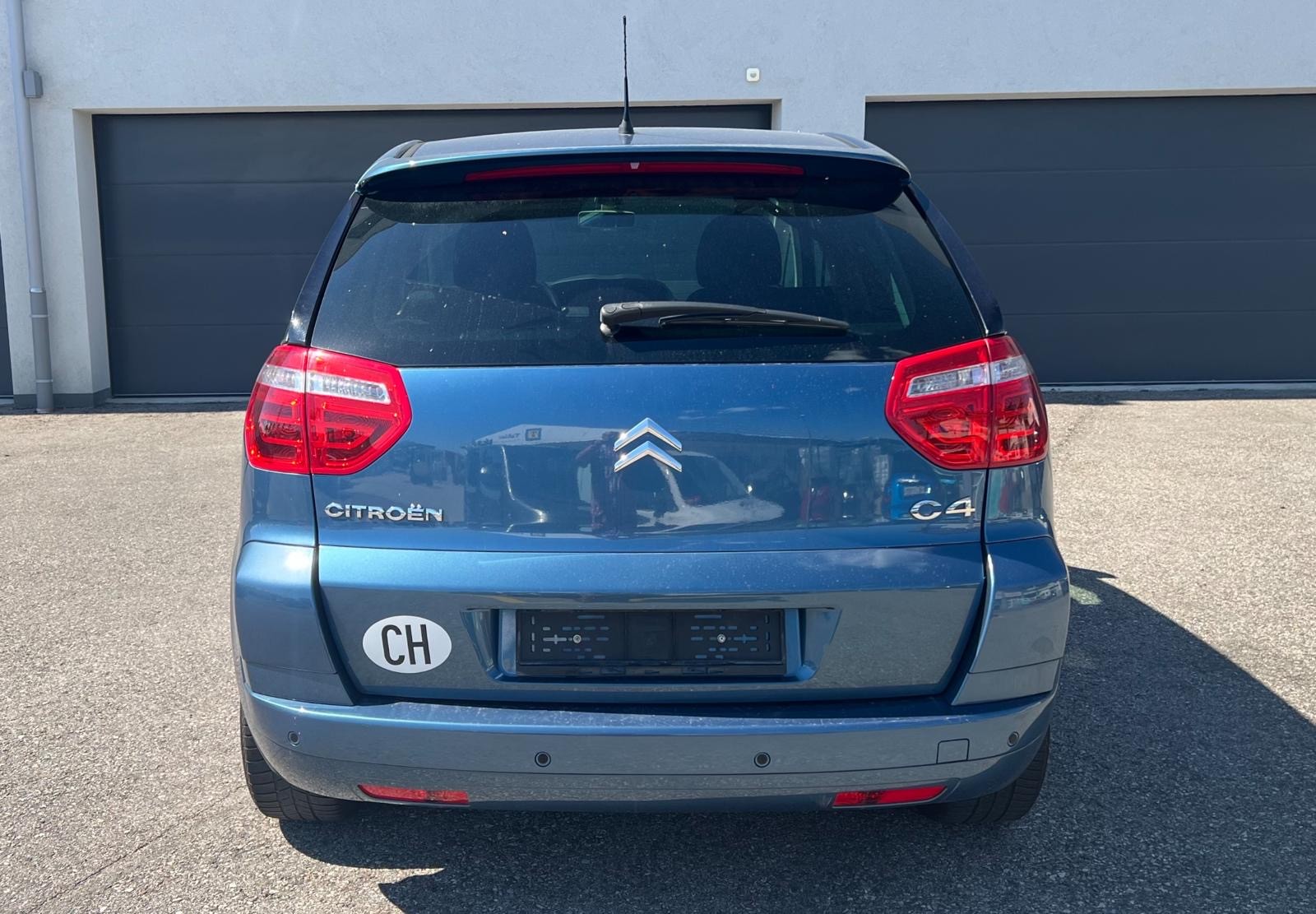 CITROEN C4 Picasso 1.6 HDI 16V Essentiel-image-5
