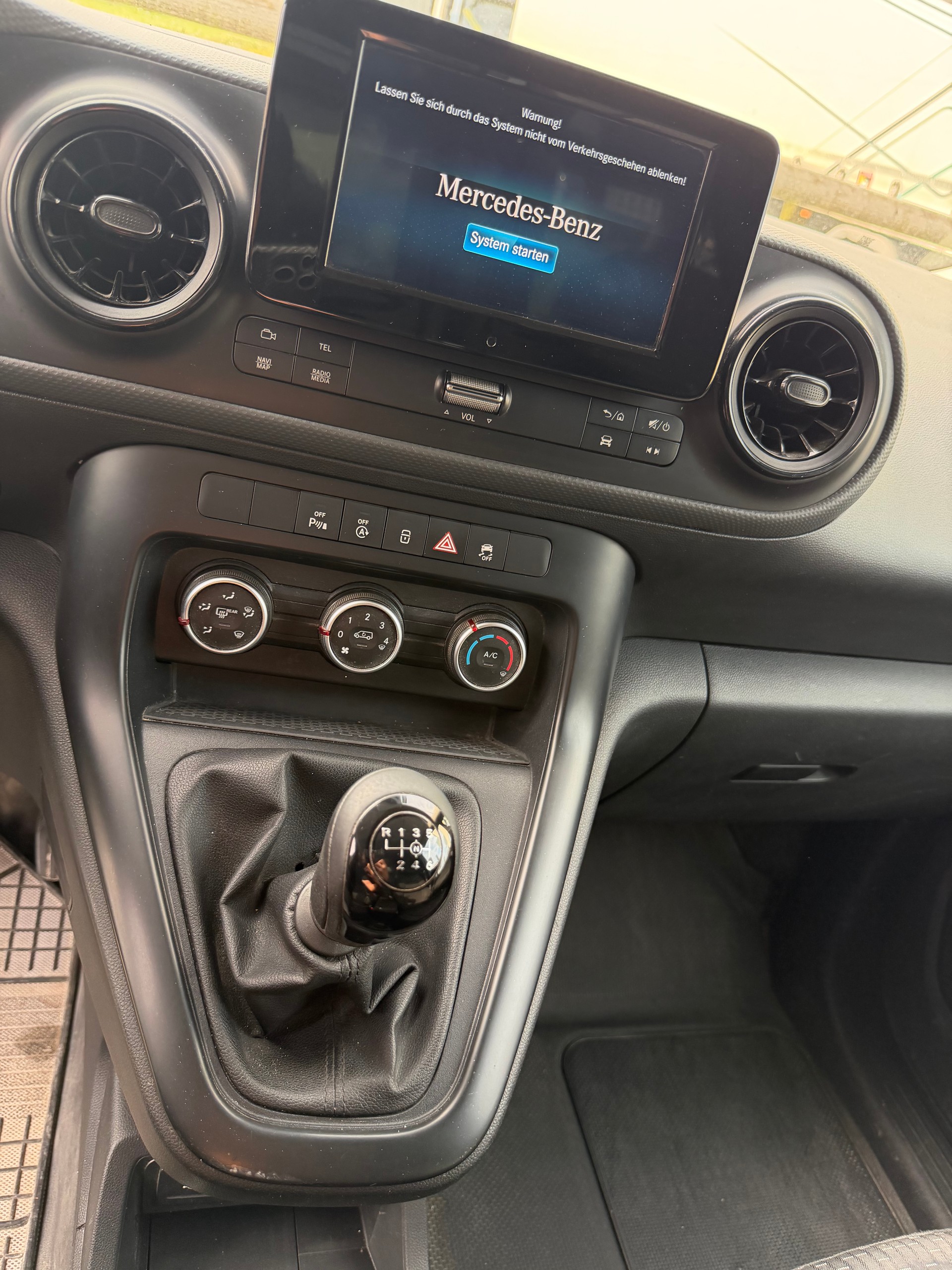 MERCEDES-BENZ CITAN-image-11