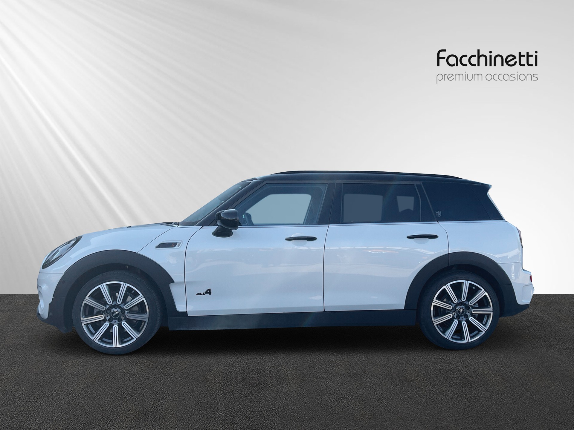 MINI Clubman Cooper S ALL4 Steptronic-image-1
