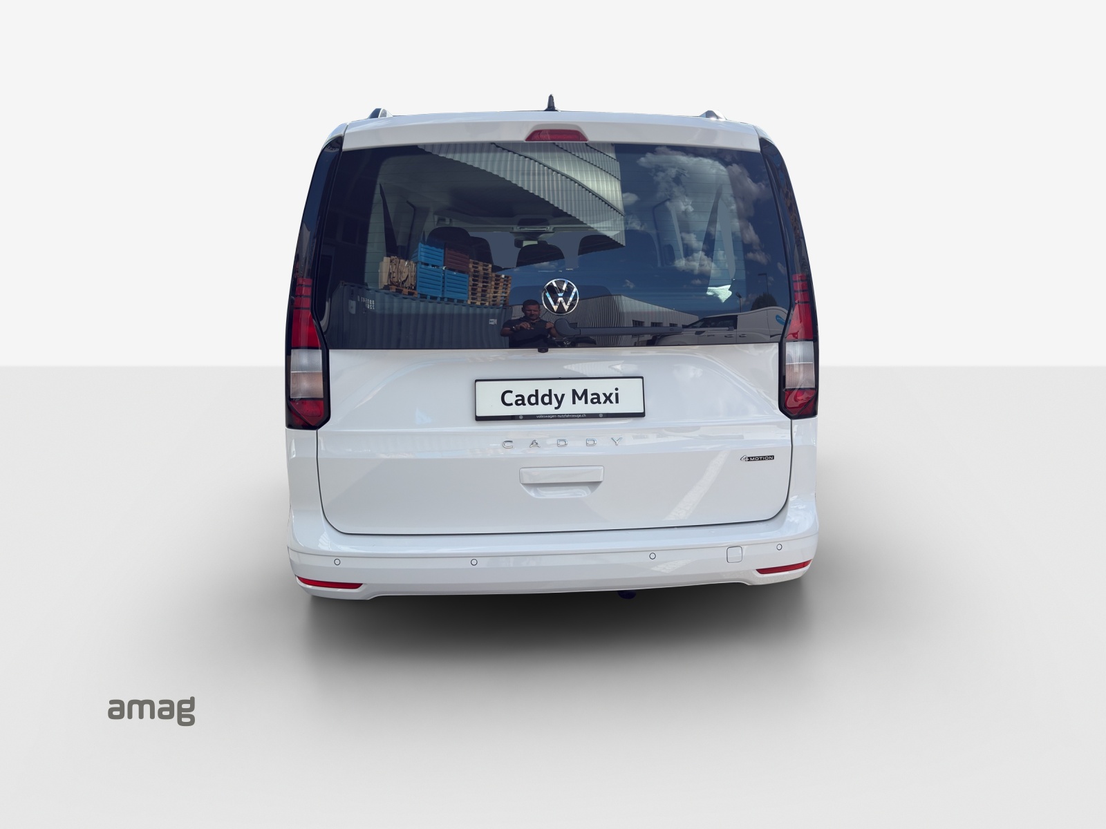 VW Caddy Maxi 2.0 TDI Life 4Motion-image-3