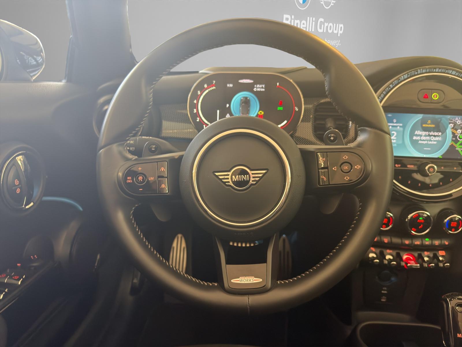 MINI Cabrio John Cooper Works-image-13