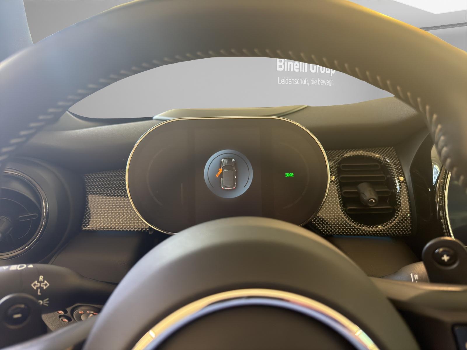 MINI Cabrio John Cooper Works-image-11