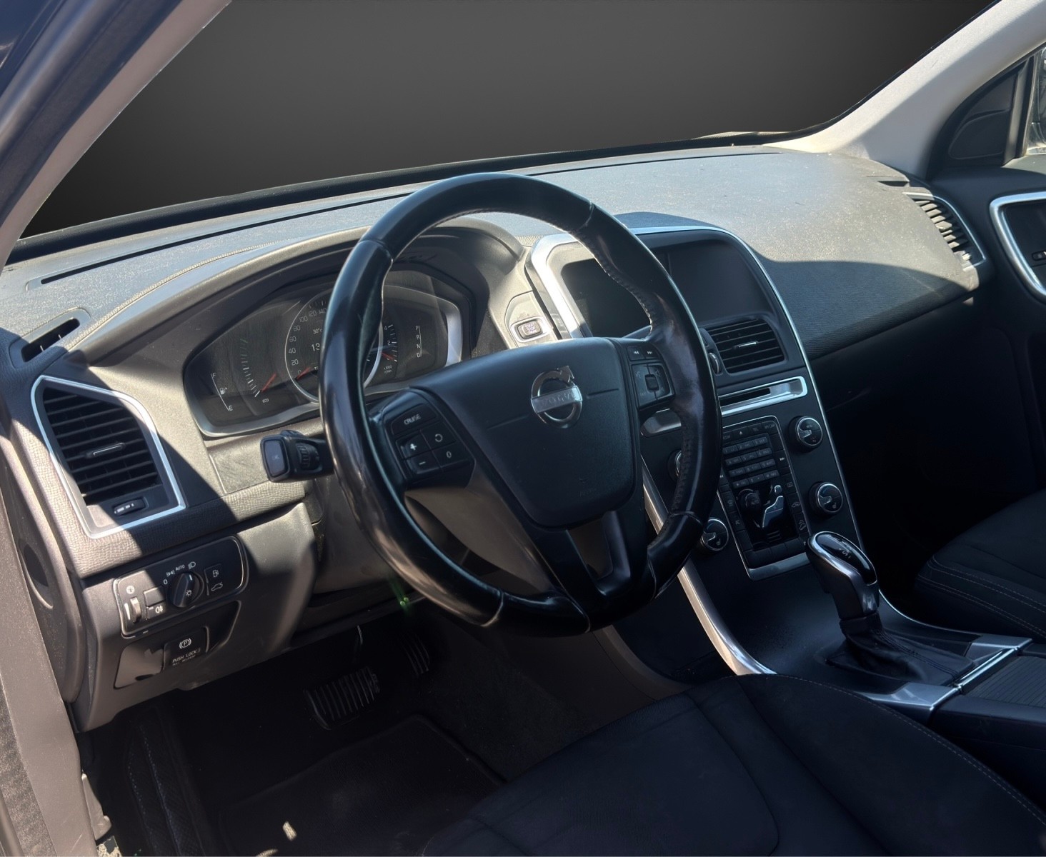 VOLVO XC60 D4 AWD Family Edition Geartronic-image-7