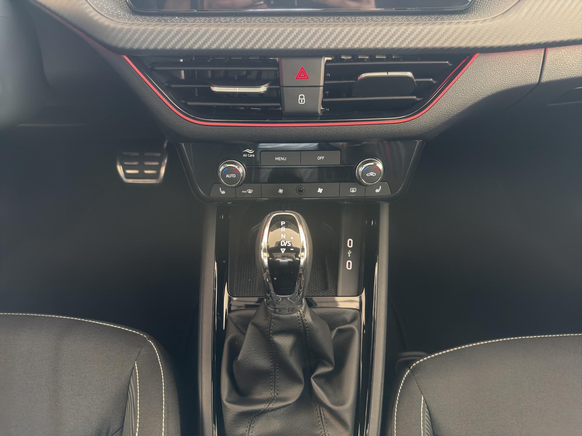 SKODA Scala 1.5 TSI Monte Carlo DSG-image-15
