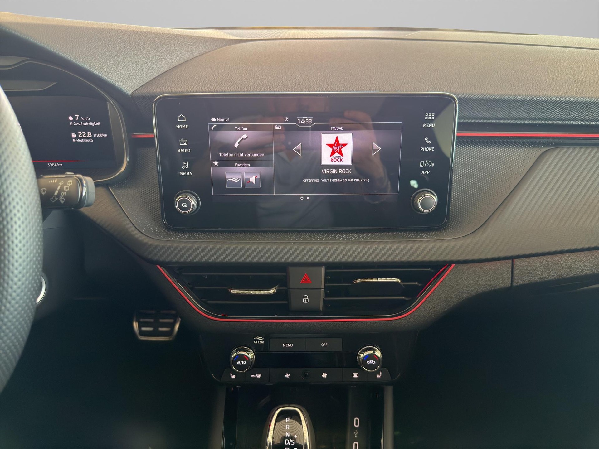 SKODA Scala 1.5 TSI Monte Carlo DSG-image-14