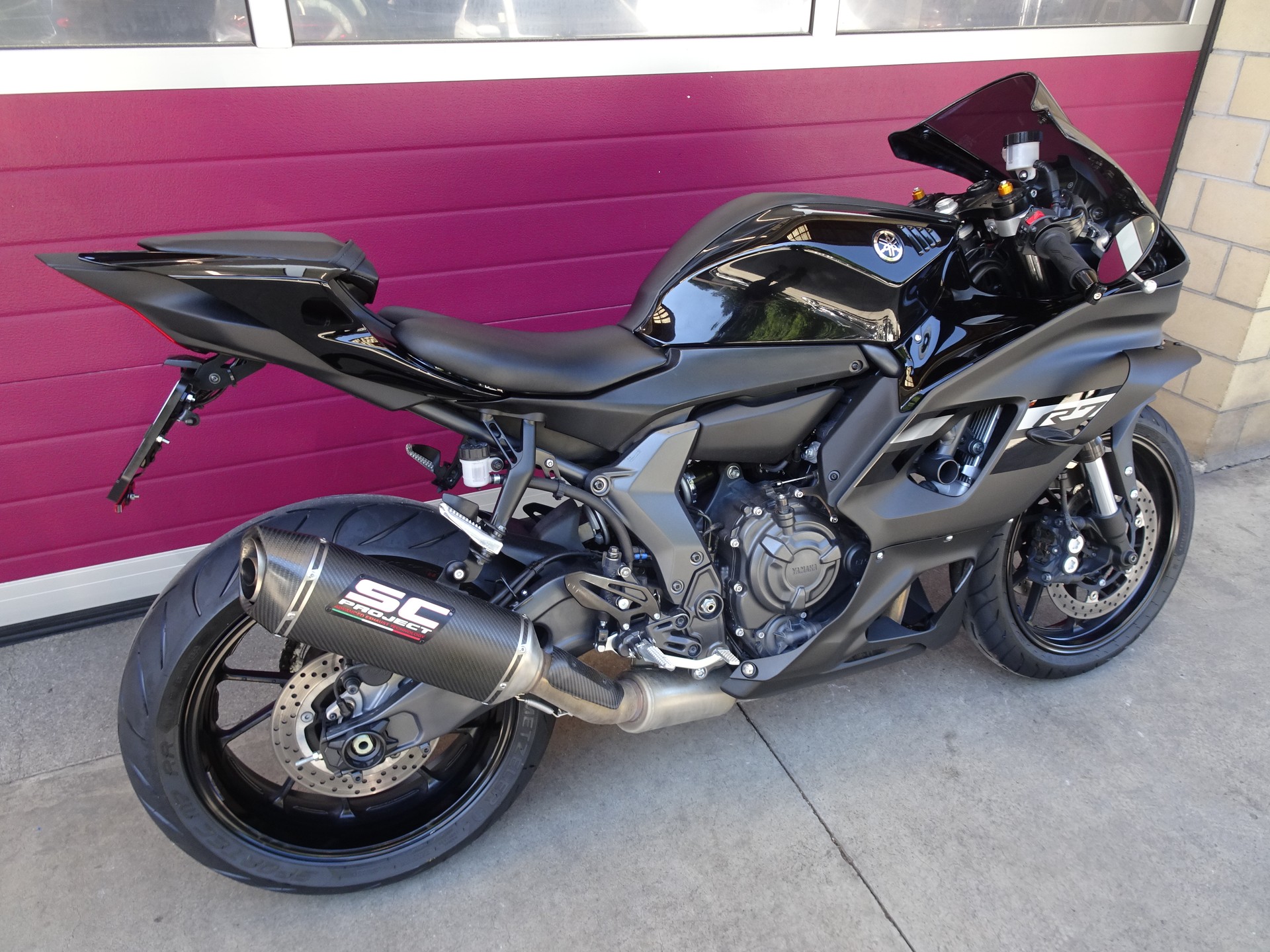 YAMAHA YZF-R7 (35kW)-showroom-element-3