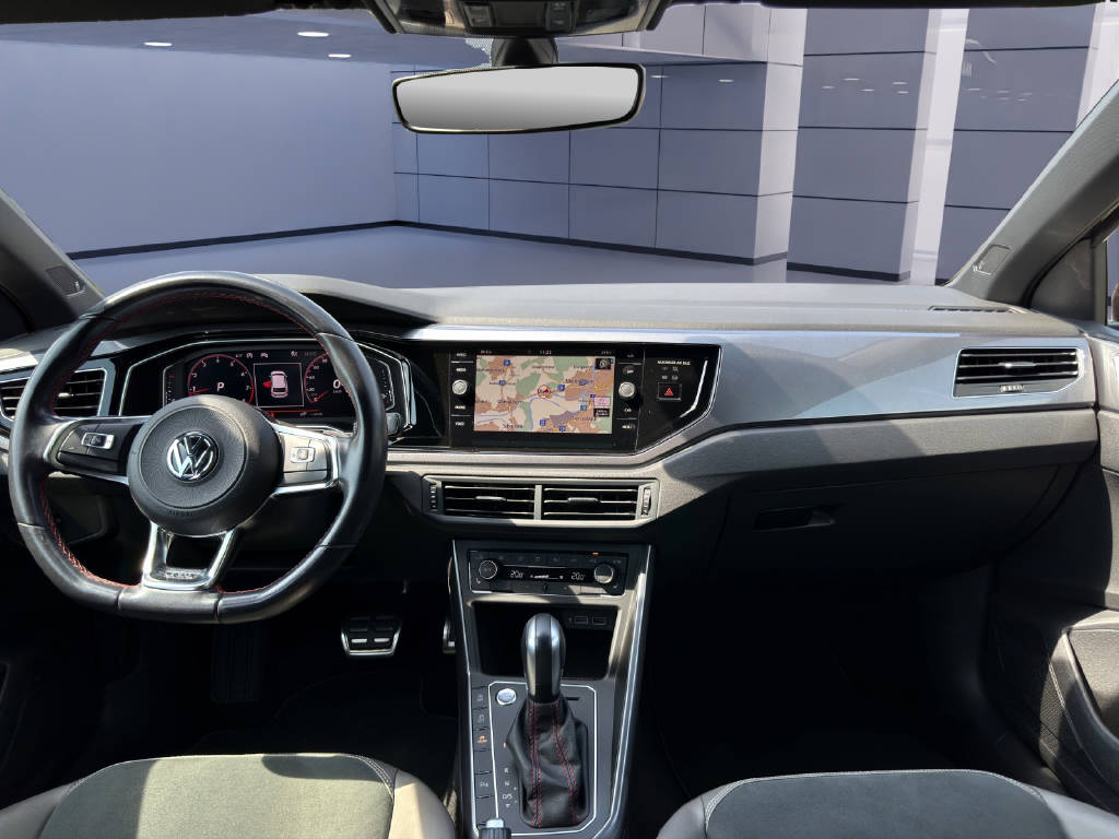 VW Polo 2.0 TSI GTI DSG-image-11