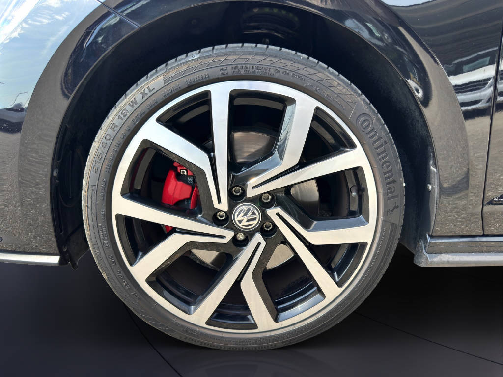 VW Polo 2.0 TSI GTI DSG-image-8