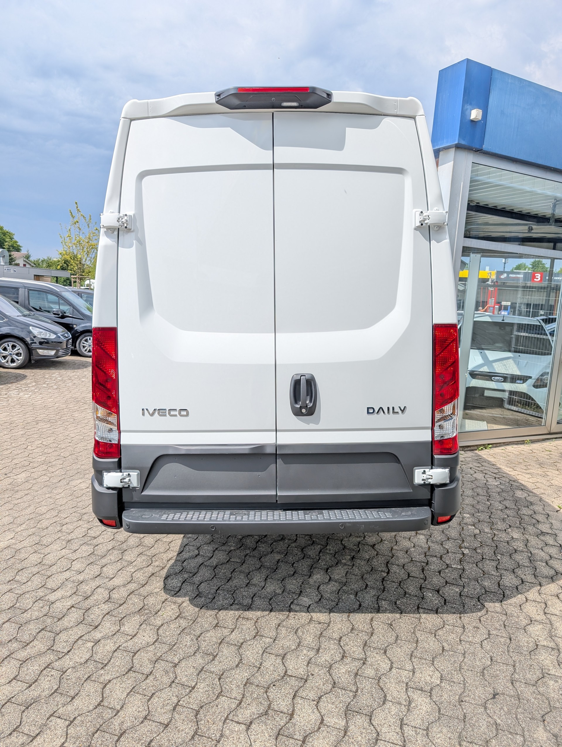 IVECO 35 S 16 A8 V-image-7
