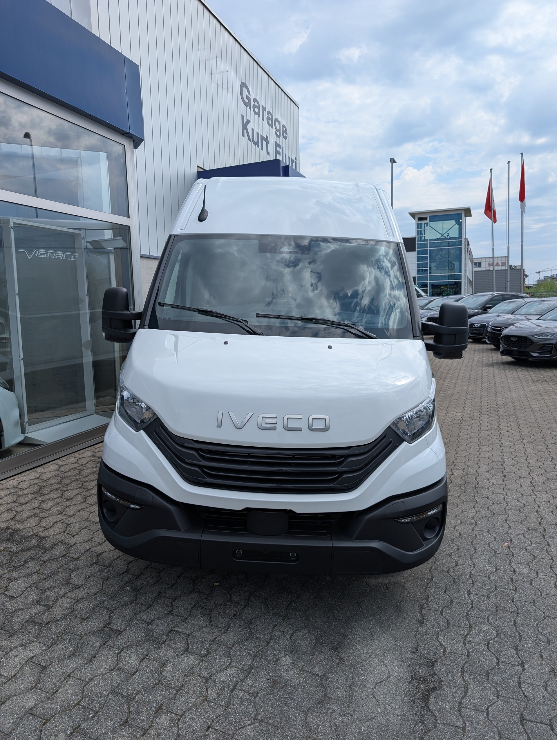 IVECO 35 S 16 A8 V-image-1
