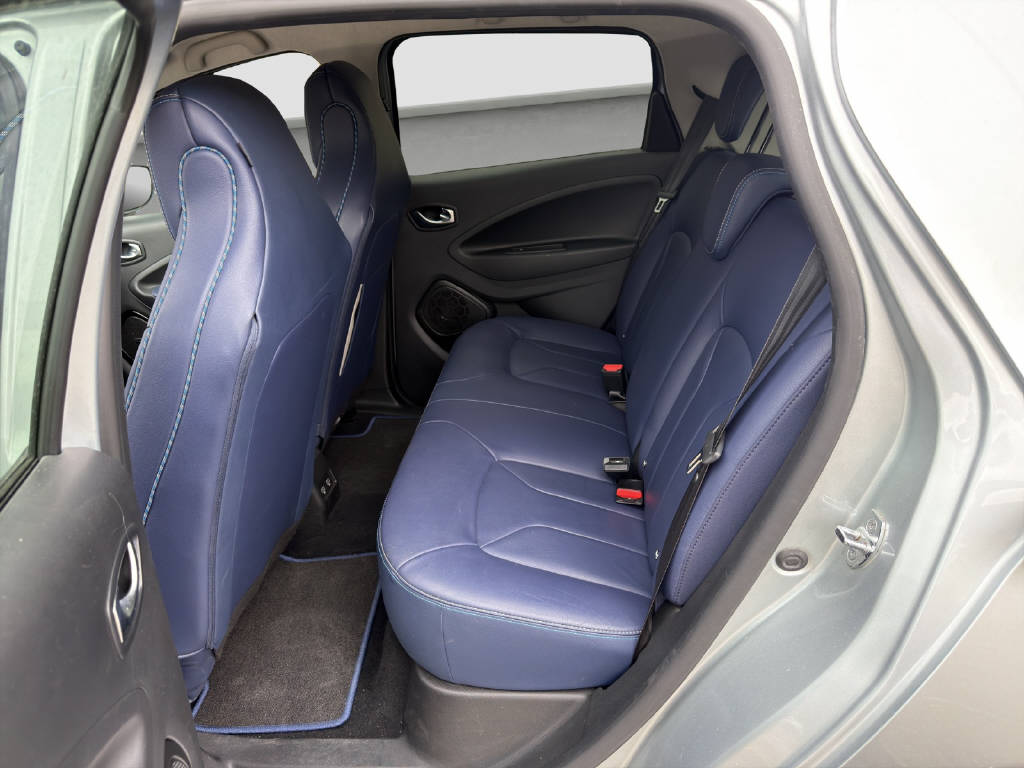 RENAULT Zoe FP R135 Riviera inkl. Batterie-image-11