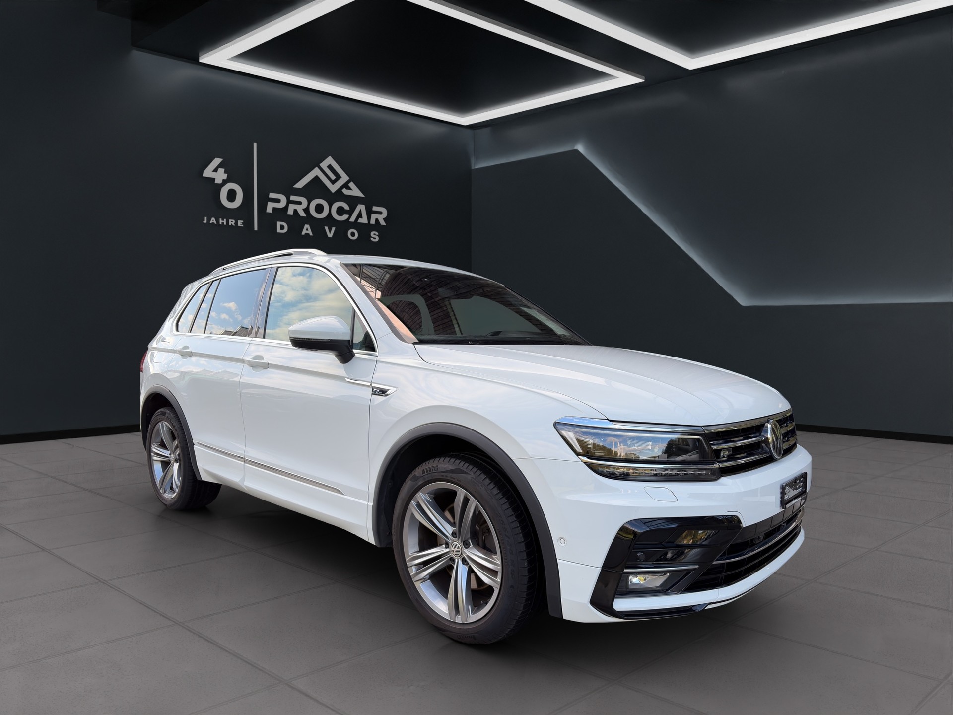 VW Tiguan 2.0 TDI SCR Highline DSG-image-0