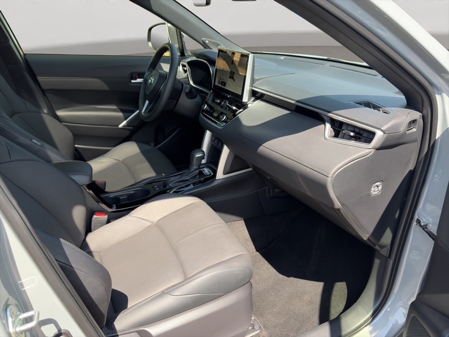 TOYOTA Corolla Cross 2.0 4WD Premium e-CVT-image-9