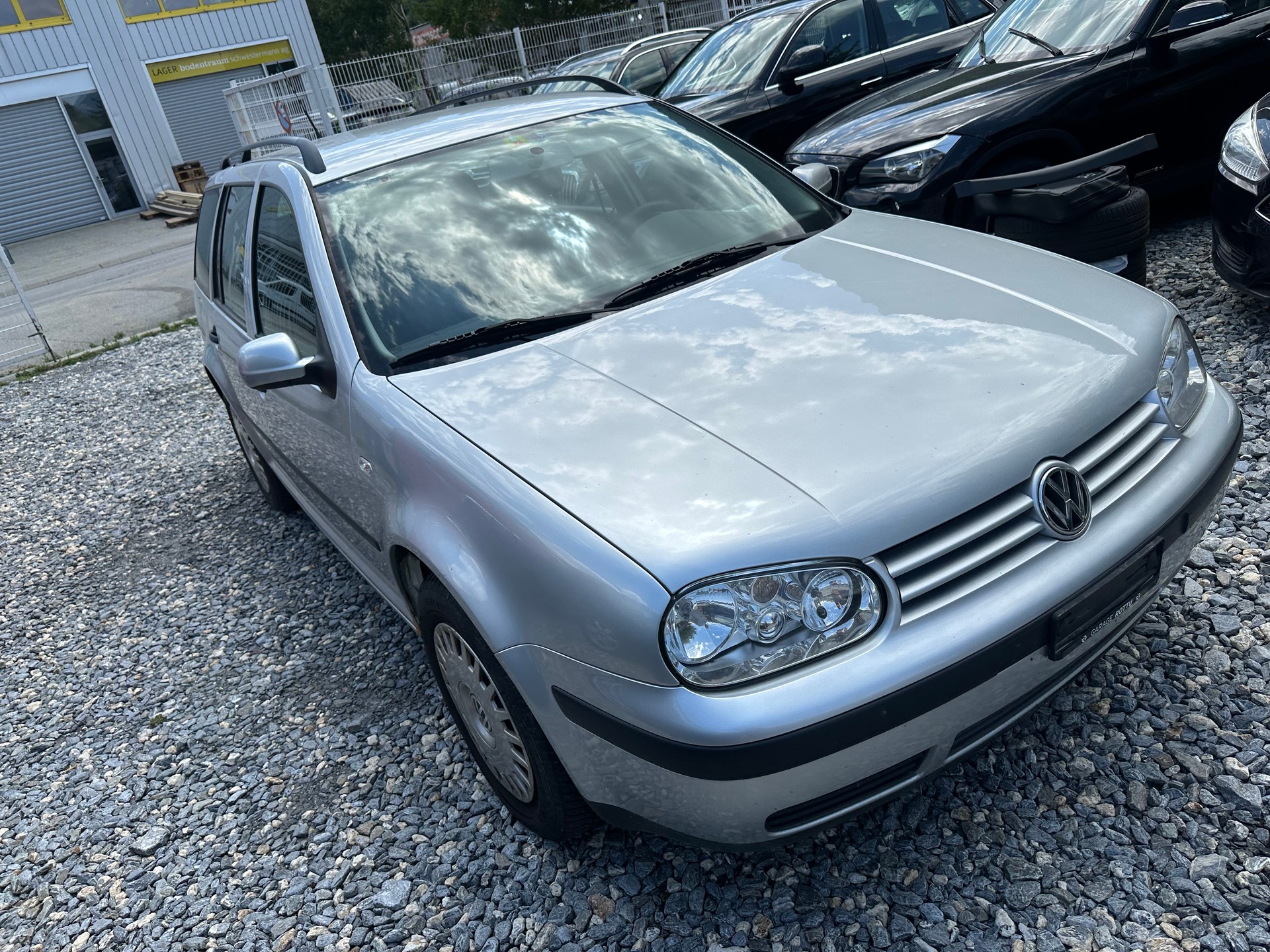 VW Golf Variant 2.0 Comfortline 4Motion-image-7