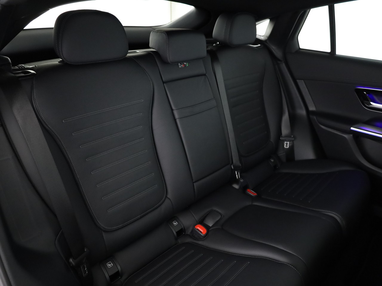 MERCEDES-BENZ GLC Coupé 400 e 4Matic 9G-Tronic-image-12