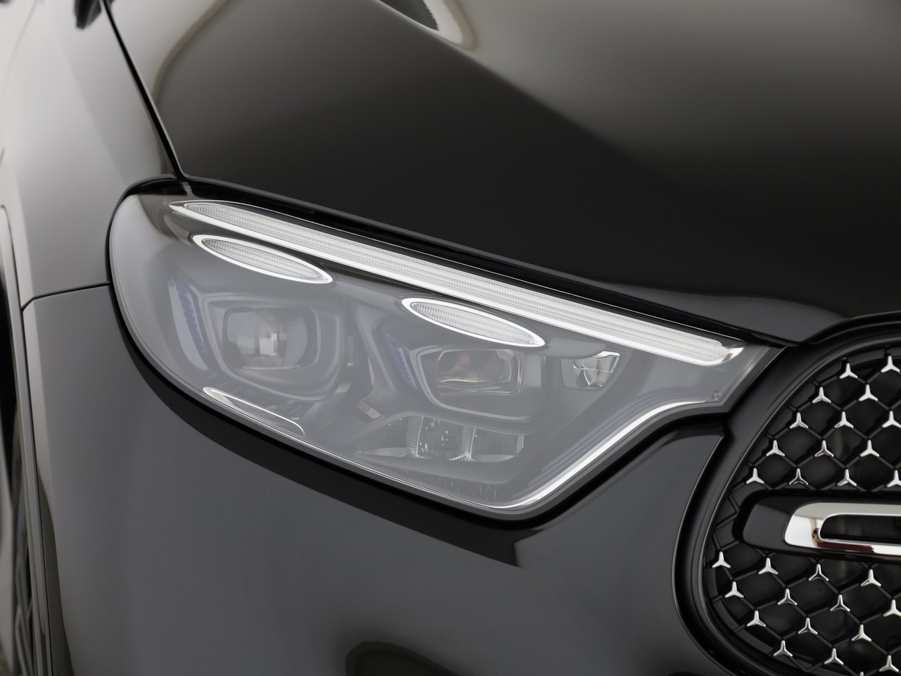 MERCEDES-BENZ GLC Coupé 400 e 4Matic 9G-Tronic-image-18