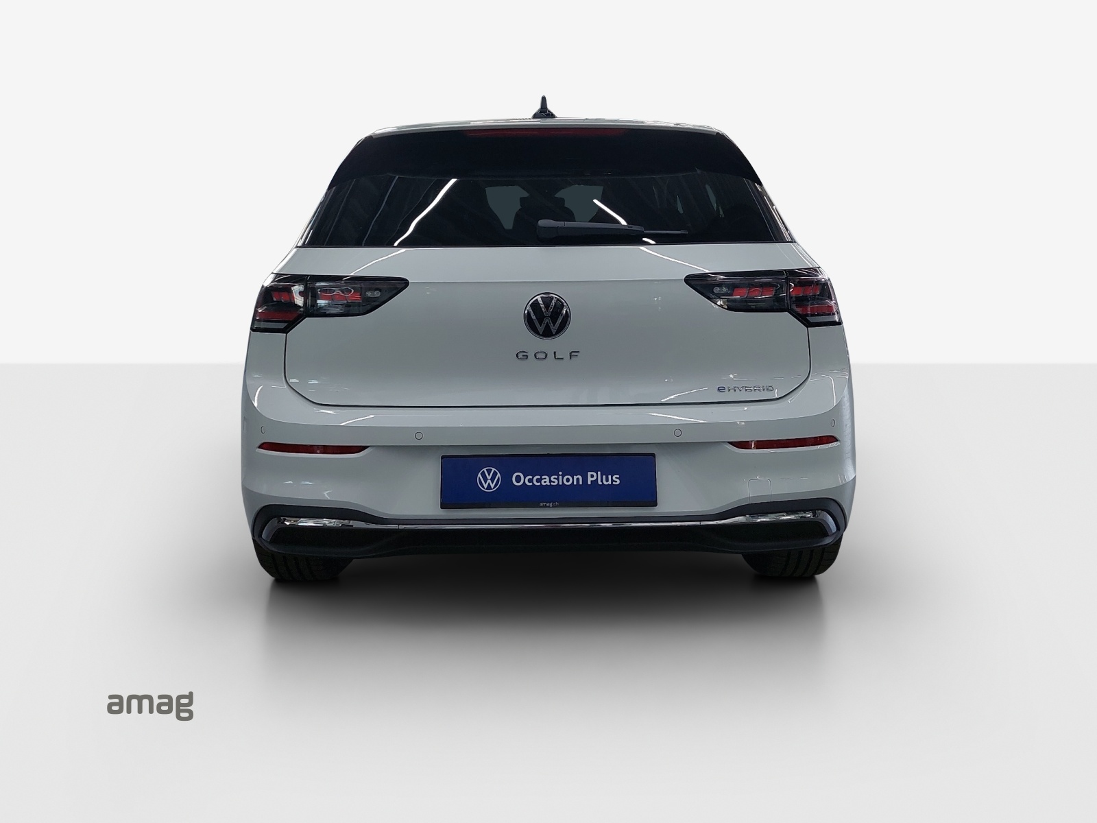 VW Golf 1.5 TSI PHEV Style-image-4