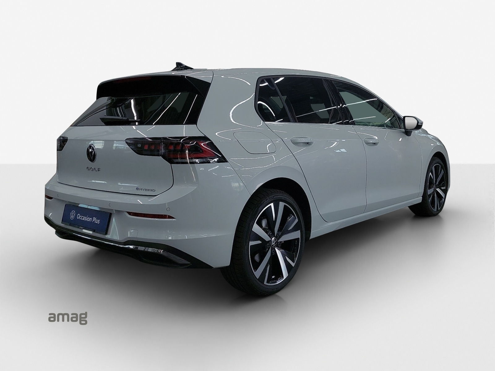 VW Golf 1.5 TSI PHEV Style-image-5