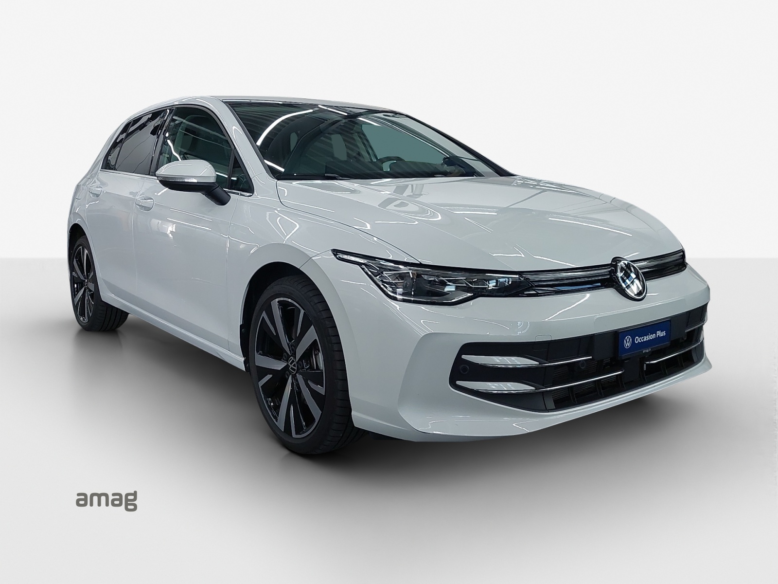VW Golf 1.5 TSI PHEV Style-image-6
