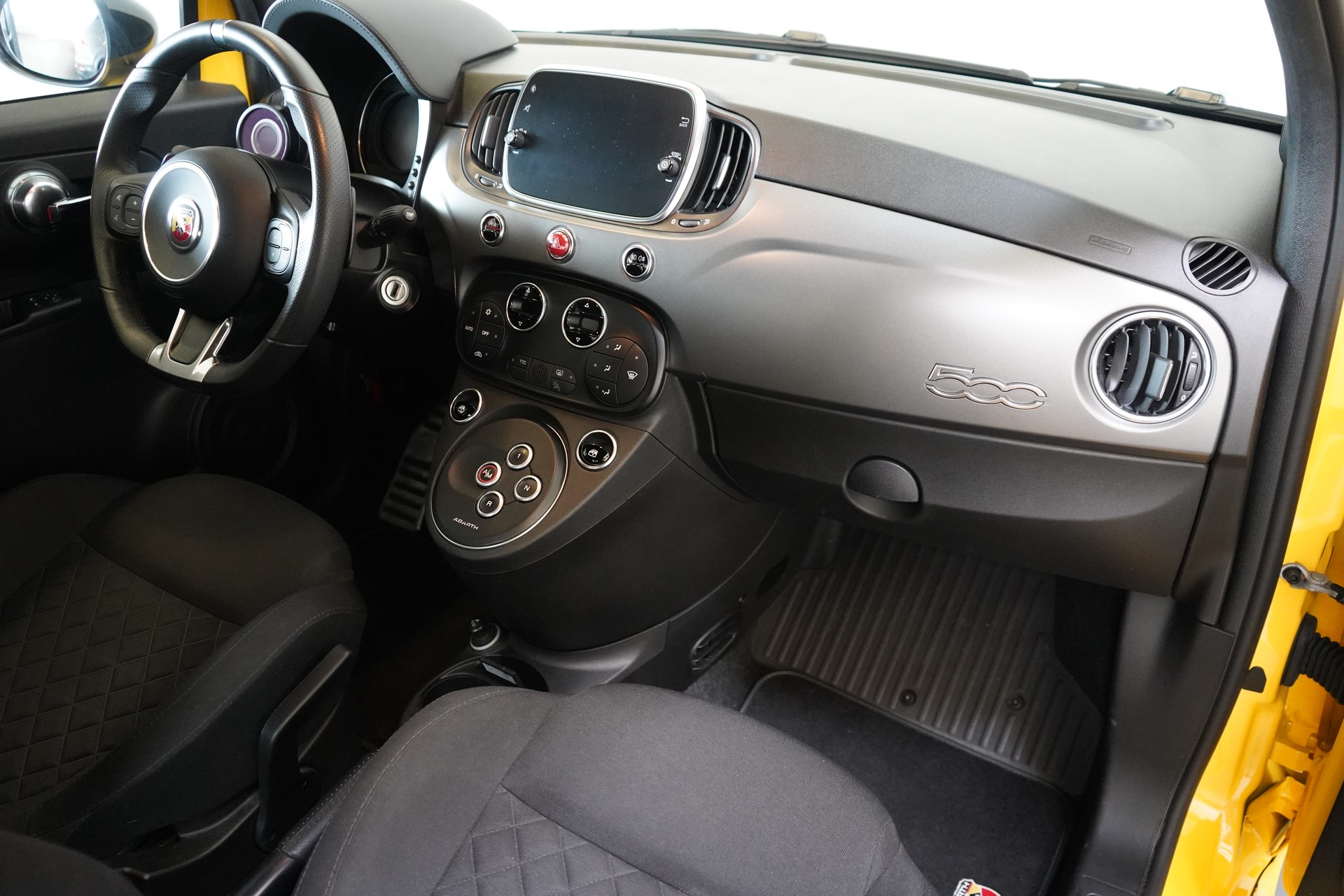 FIAT 595 1.4 16V Turbo Abarth Pista Dualogic-image-6