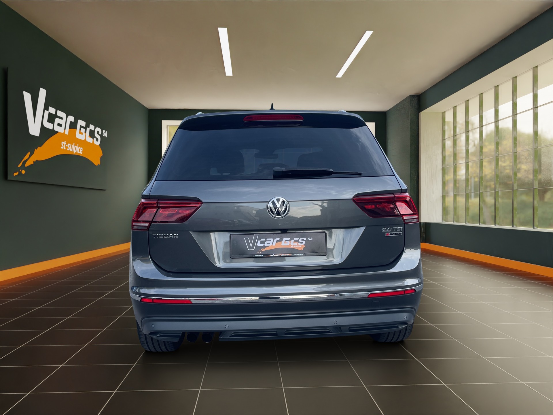 VW Tiguan 2.0TSI Highline 4Motion DSG-image-3