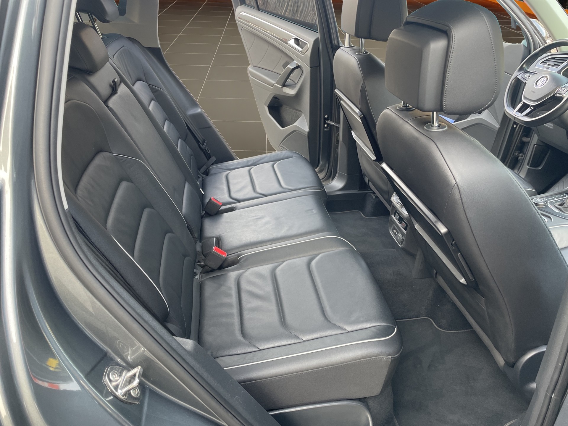 VW Tiguan 2.0TSI Highline 4Motion DSG-image-14