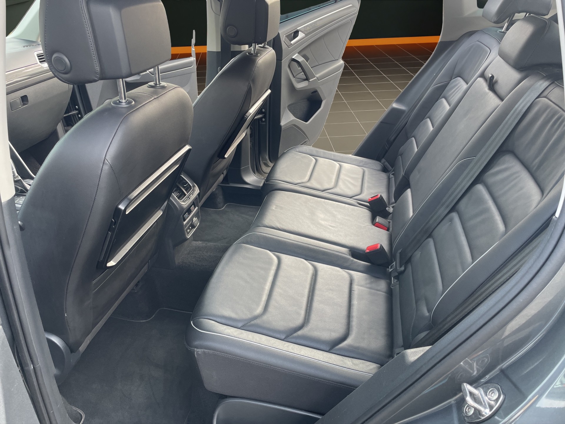 VW Tiguan 2.0TSI Highline 4Motion DSG-image-13