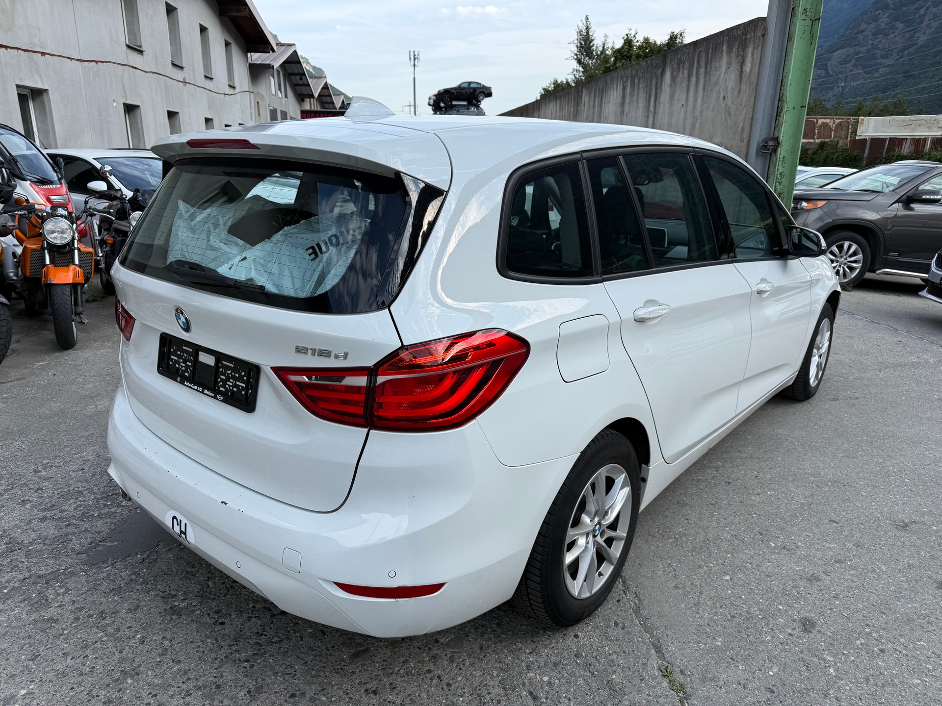BMW 216d Gran Tourer DKG-image-7