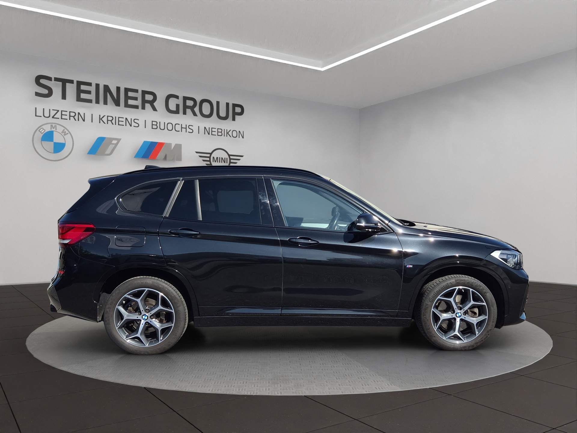 BMW X1 xDrive 25i M Sport Steptronic-image-3