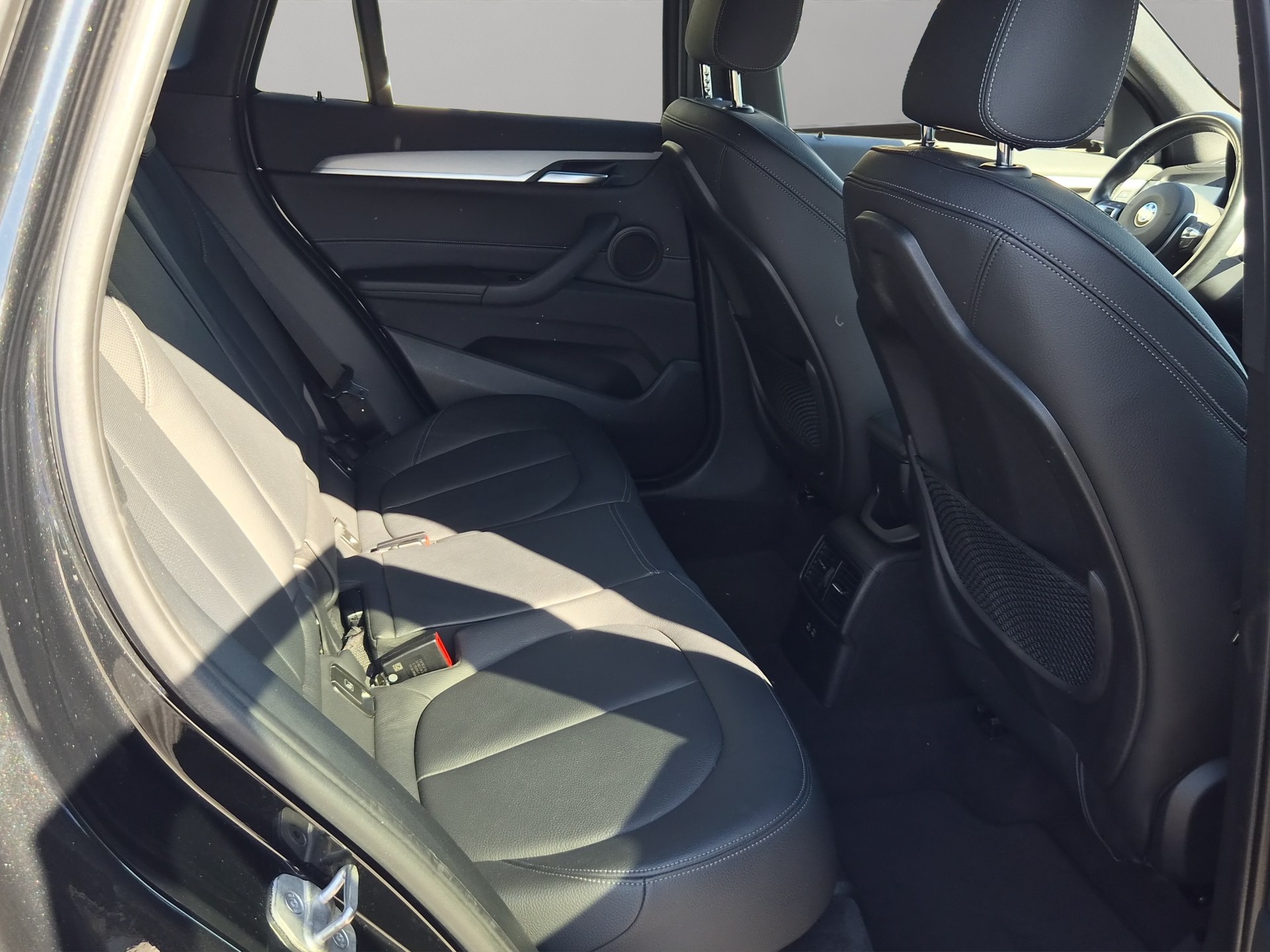 BMW X1 xDrive 25i M Sport Steptronic-image-21
