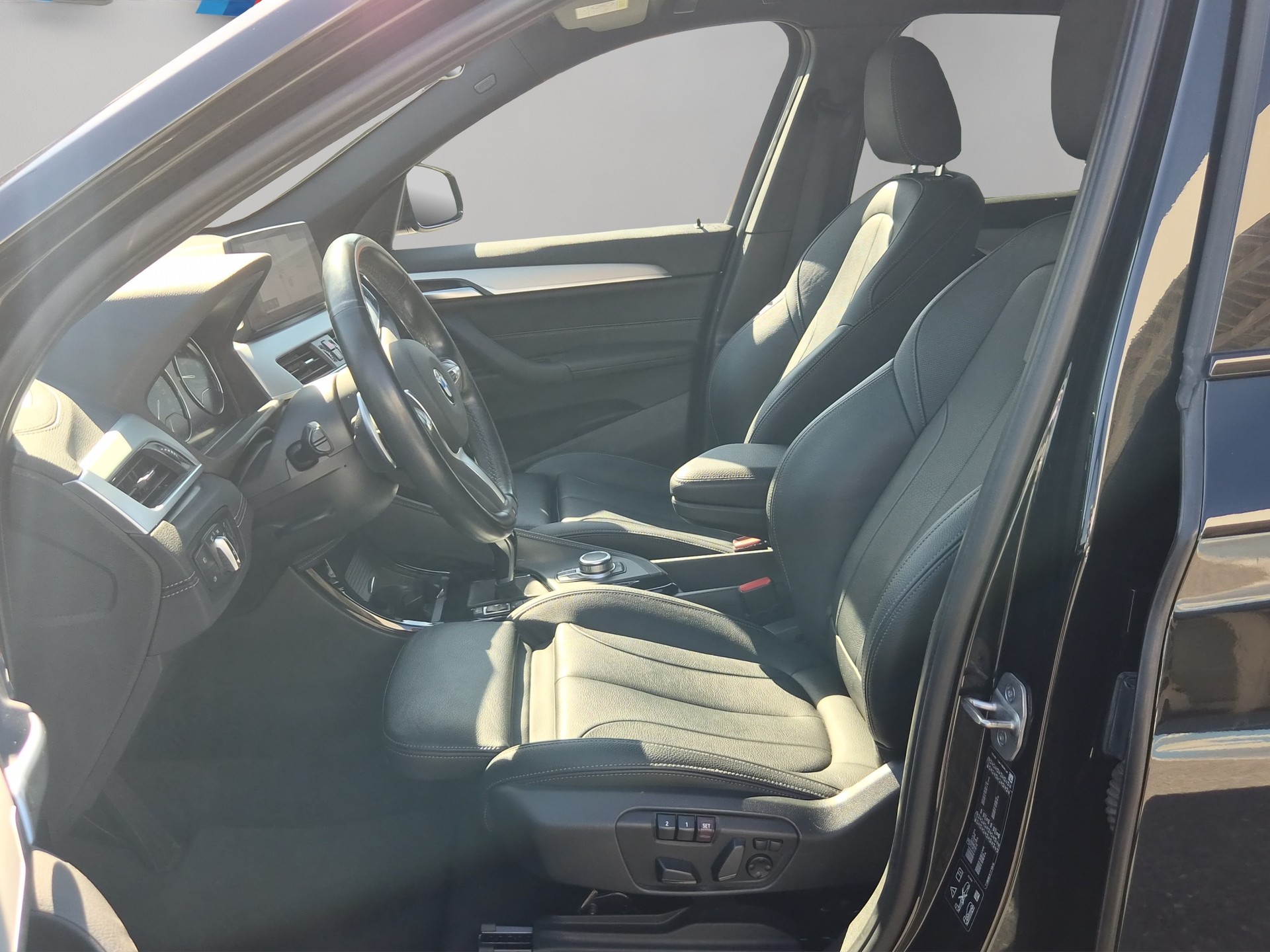 BMW X1 xDrive 25i M Sport Steptronic-image-10