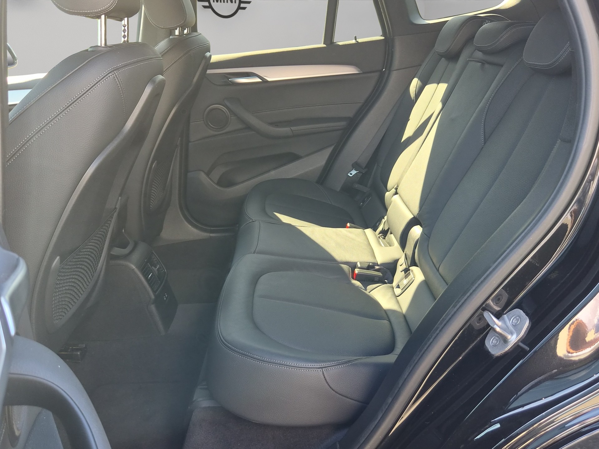 BMW X1 xDrive 25i M Sport Steptronic-image-18