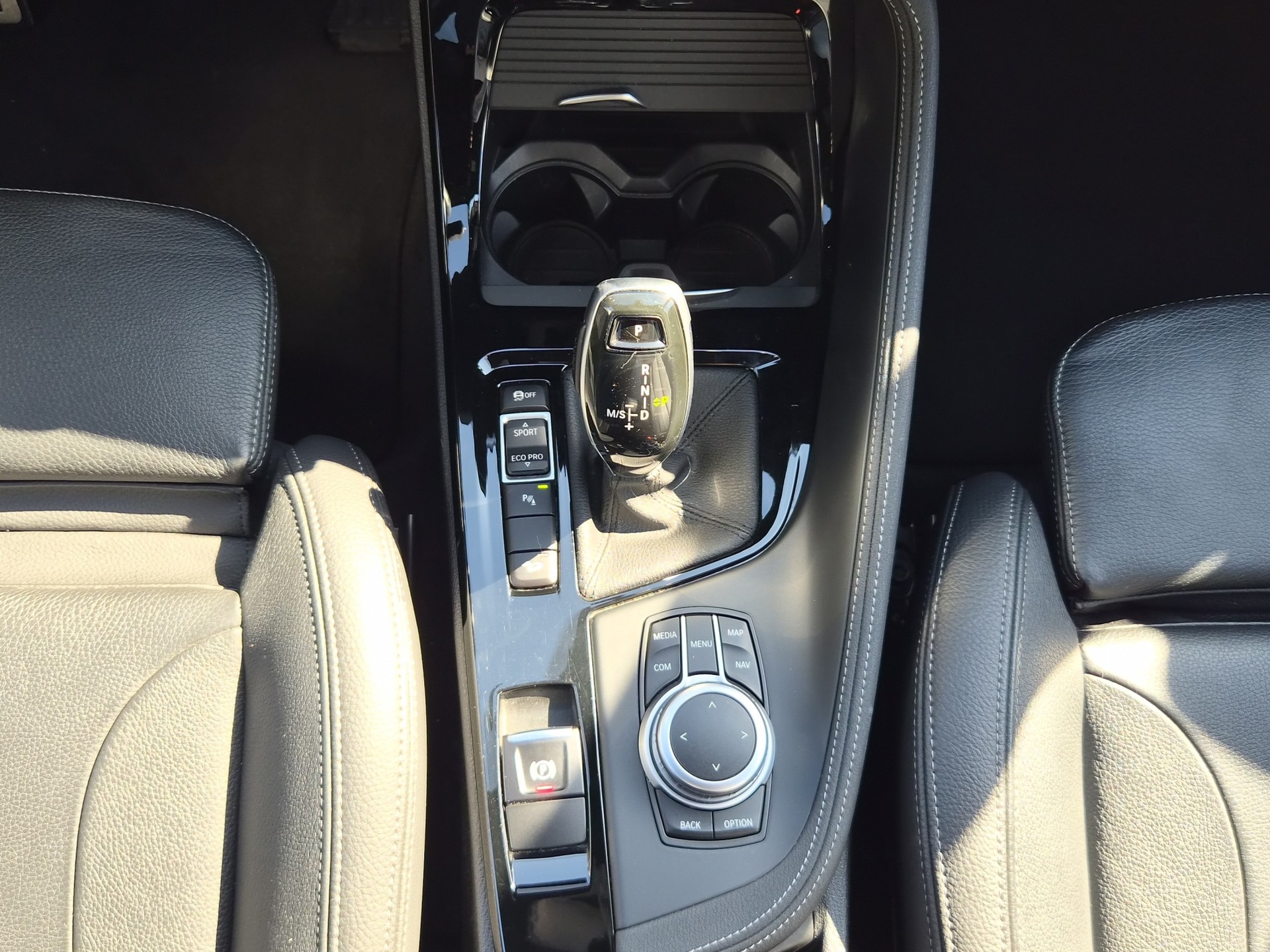 BMW X1 xDrive 25i M Sport Steptronic-image-16
