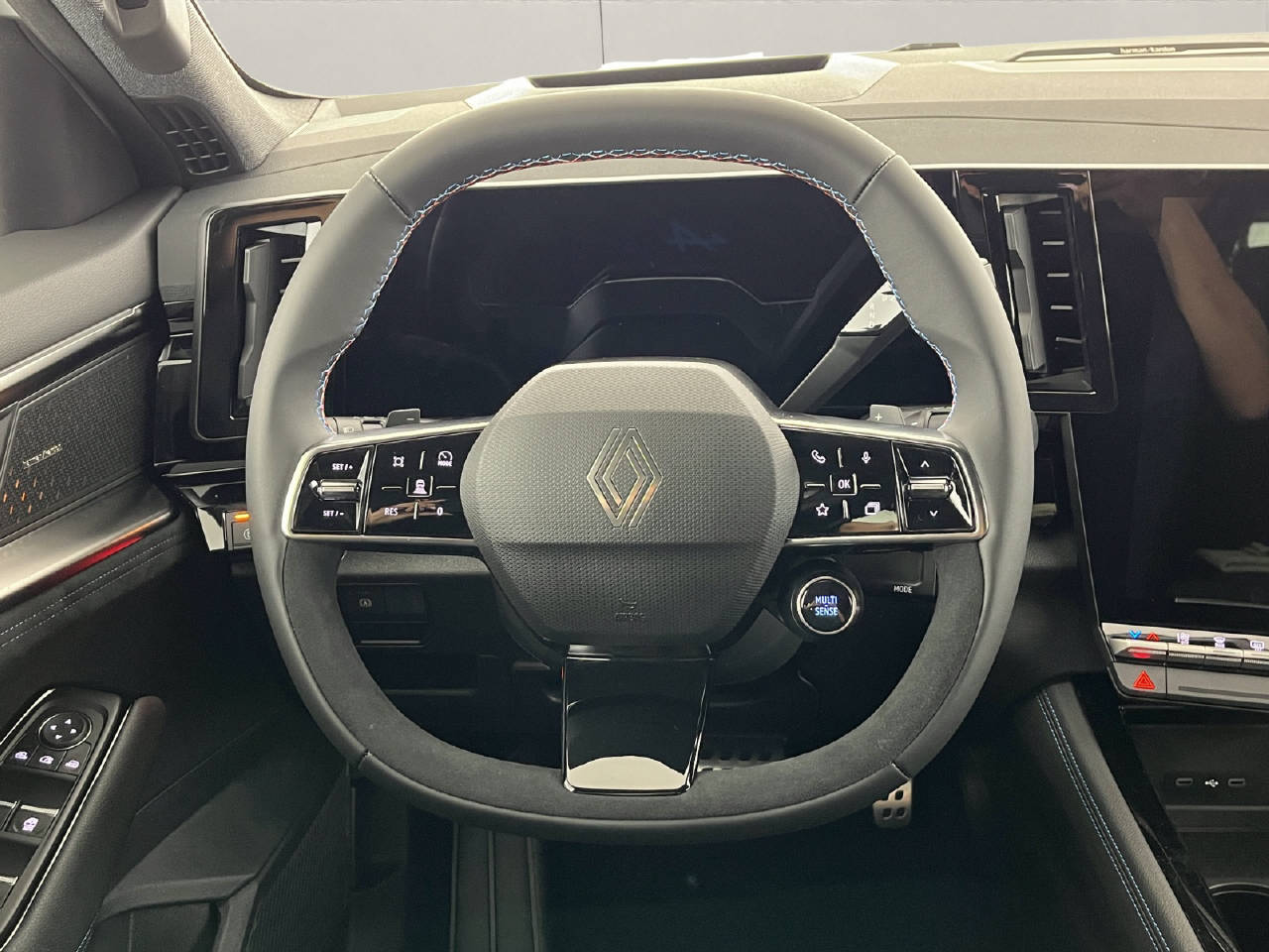RENAULT Austral 1.2 E-Tech esprit Alpine-image-9
