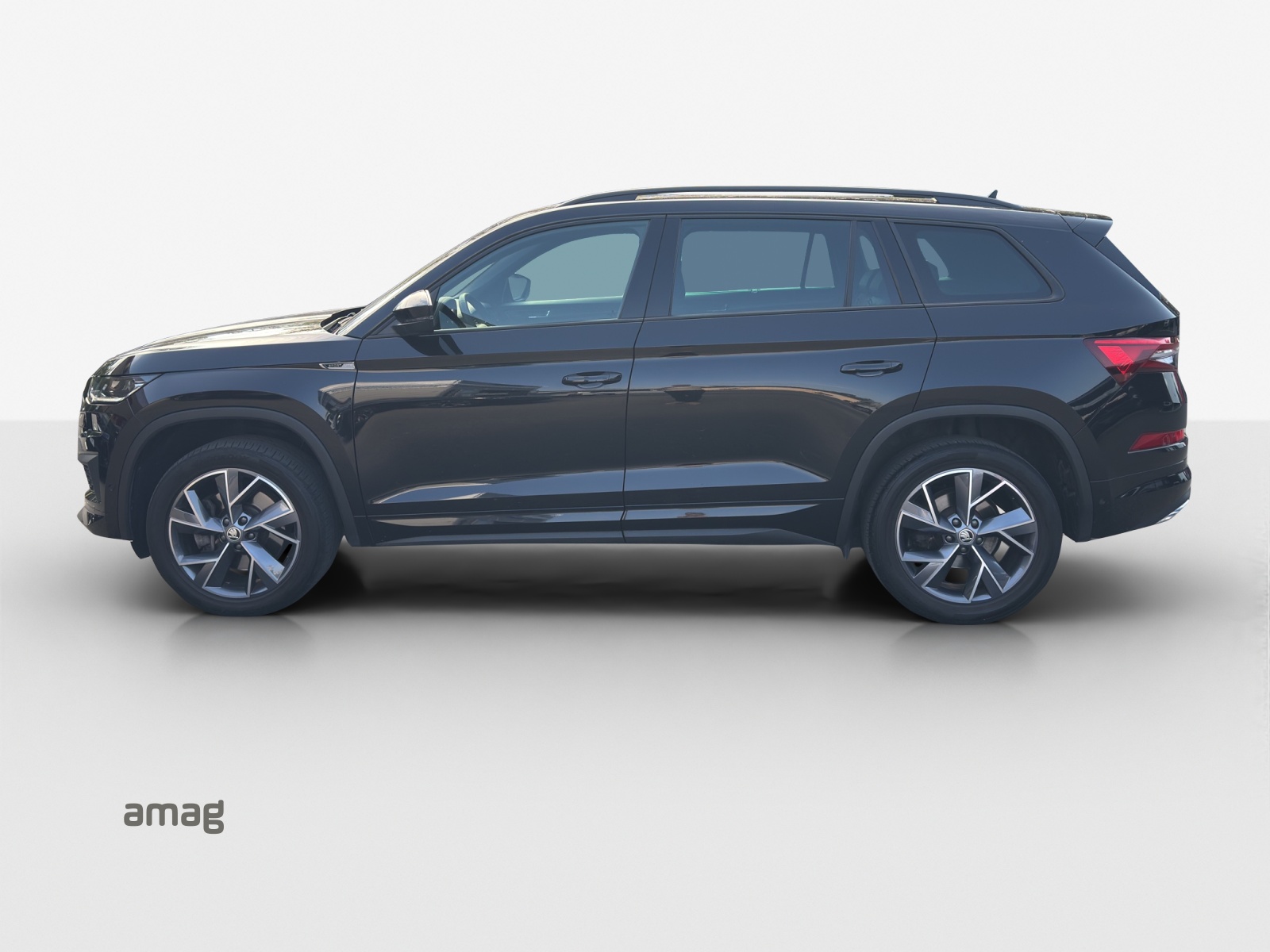 SKODA Kodiaq 2.0 TSI 4x4 SportLine-image-1